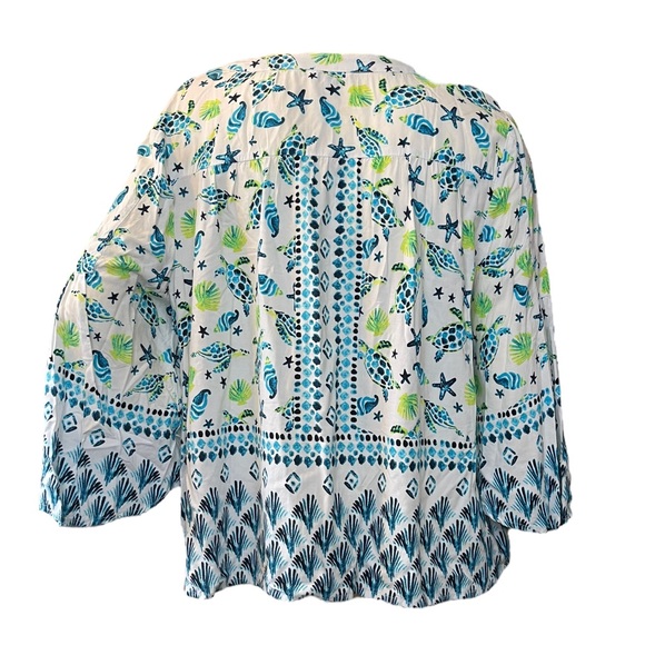 Crown & Ivy Top Size XL - Picture 3 of 9